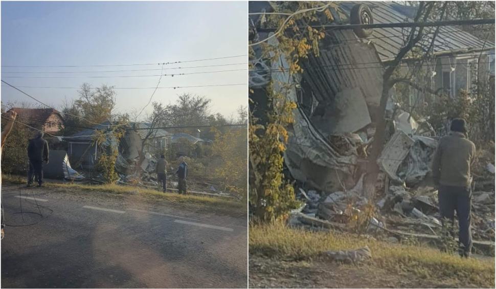 Un tir a derapat și a ajuns în curtea unui sătean din Galați