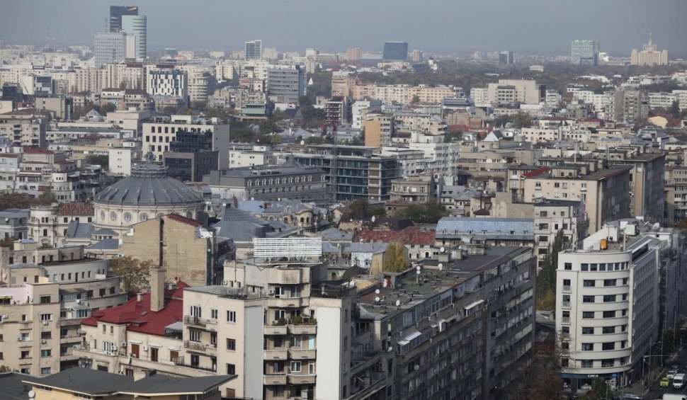 Aer toxic în București! Nivel foarte ridicat de poluare în tot orașul, cu particule în suspensie PM2,5 