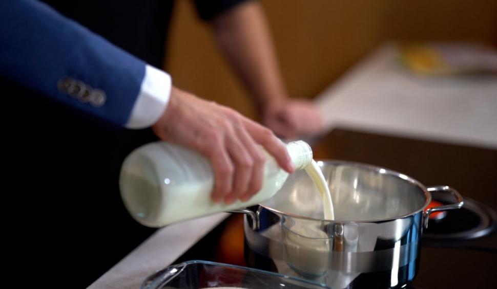 Milioane de vizualizări pe YouTube și sute de concerte | Dj Sava a gătit alături de Ştefan Lungu într-o nouă ediţie "Gătit la costum" 799668