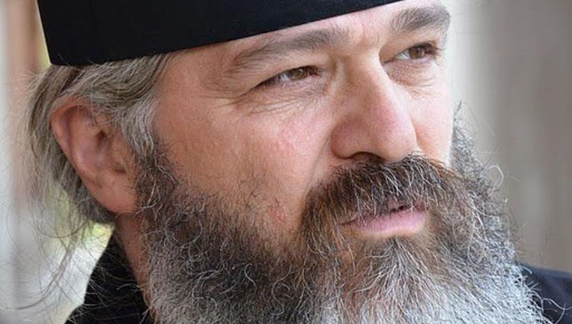 Preotul Calistrat a omorât în trecut un cal. Patriarhia Română, în 2003: "Este o persoană violentă" 799708