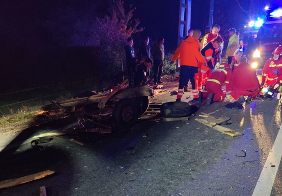 Un copil a murit după ce căruța în care se afla a fost lovită de o mașină, în Bihor