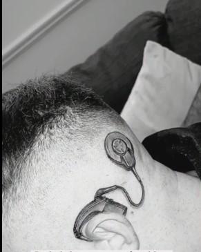 Gest emoţionant făcut de un tată pentru fiul său cu deficiențe de auz: "Nu ești singur, copilul meu” 800077