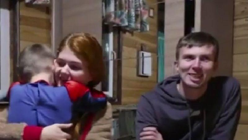 Povestea lui Ilia, băiatul de șase ani, orfan de război din Mariupol. De foame, și-a mâncat jucăriile 800009