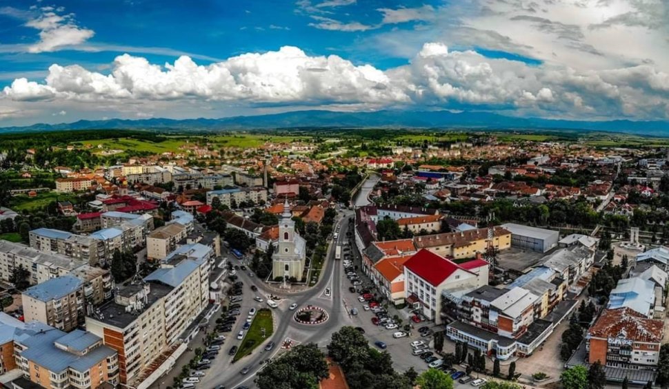 Oraşul din România cu cele mai mici facturi: "Stăm în pantaloni scurţi"