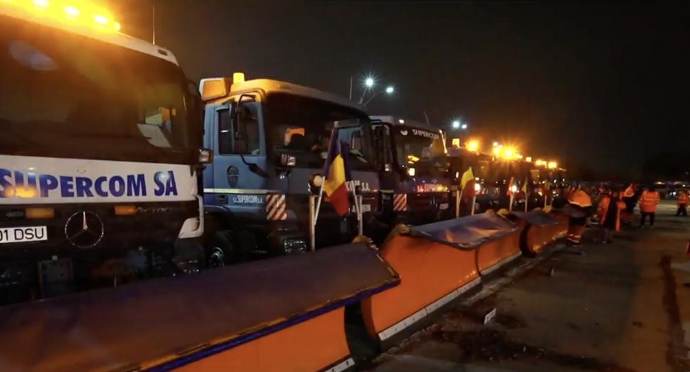 Sectorul 2 se pregăteşte din timp pentru iarnă | Zeci de utilaje de deszăpezire au fost mobilizate 800207