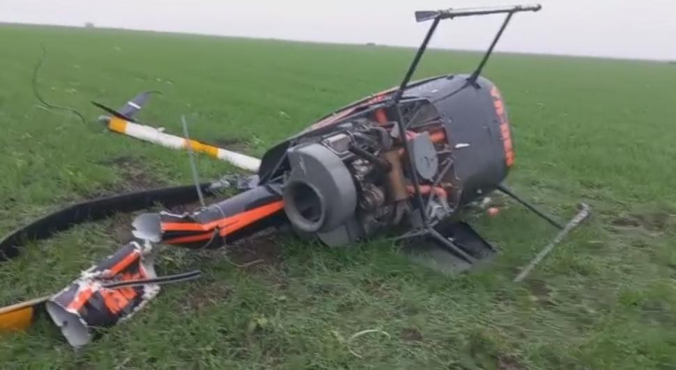 Un elicopter a aterizat forţat şi s-a răsturnat în apropiere de Timişoara  800948