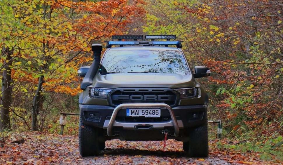 Poliţia de Frontieră, dotată cu maşini de 200 cai putere care pot traversa ape adânci de până la 80 cm 800902