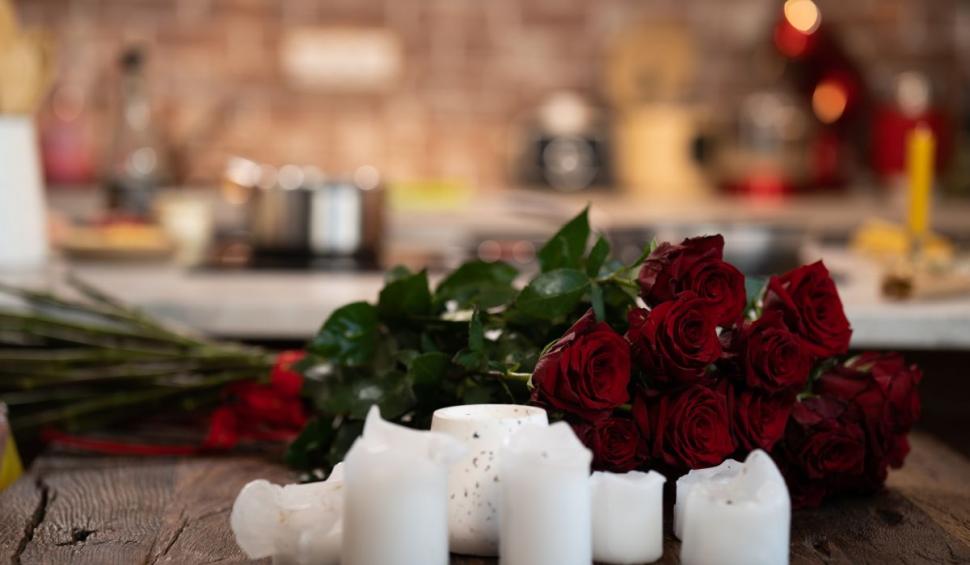 Şniţel de pui cu piure de cartofi, reţeta Cristinei Jacob într-o nouă ediţie a emisiunii "Gătit la costum", sezonul 3 800868