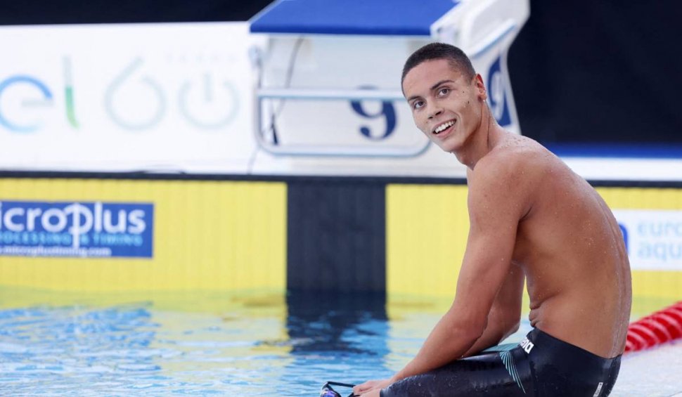 David Popovici, desemnat cel mai bun înotător al anului. "Este prima dată în istorie când un înotător român primește această nominalizare"