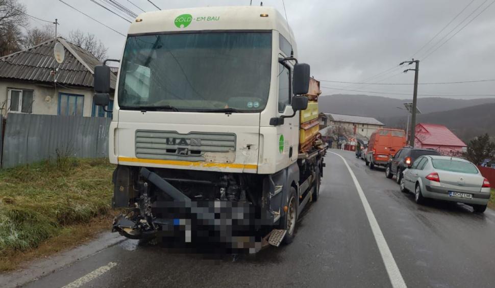 Doi bărbaţi au murit într-un cumplit accident în Luncani, judeţul Bacău 801209