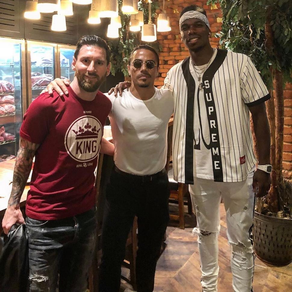 Lionel Messi a achitat o notă de peste 160.000 euro la un restaurant din Abu Dhabi. Cât costa o apă plată 801216