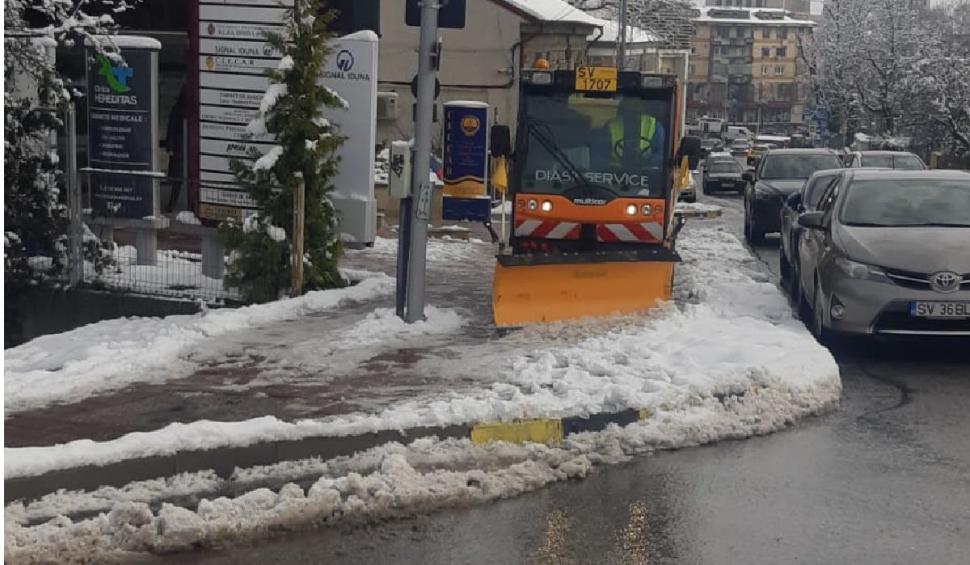 Cinci persoane au ajuns la spitalul din Suceava, într-o oră, după ce au alunecat pe gheaţă 801633