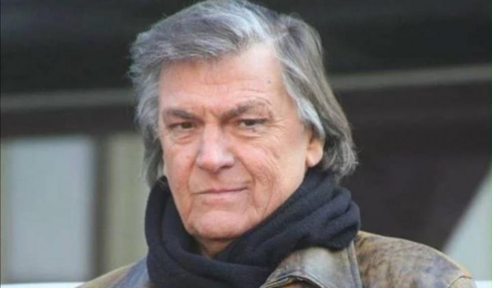 Recunoşti copilul dolofan din poză? Azi e cel mai celebru actor român, cu o stea pe "Walk of Fame-ul" din Bucureşti 802129