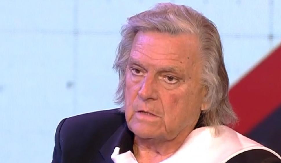 Recunoşti copilul dolofan din poză? Azi e cel mai celebru actor român, cu o stea pe "Walk of Fame-ul" din Bucureşti 802134