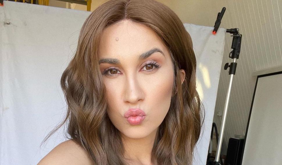 Adda: "Am aflat că sunt bântuită de spirite. Am început să mă rog și să îmi fac cruce" 802298