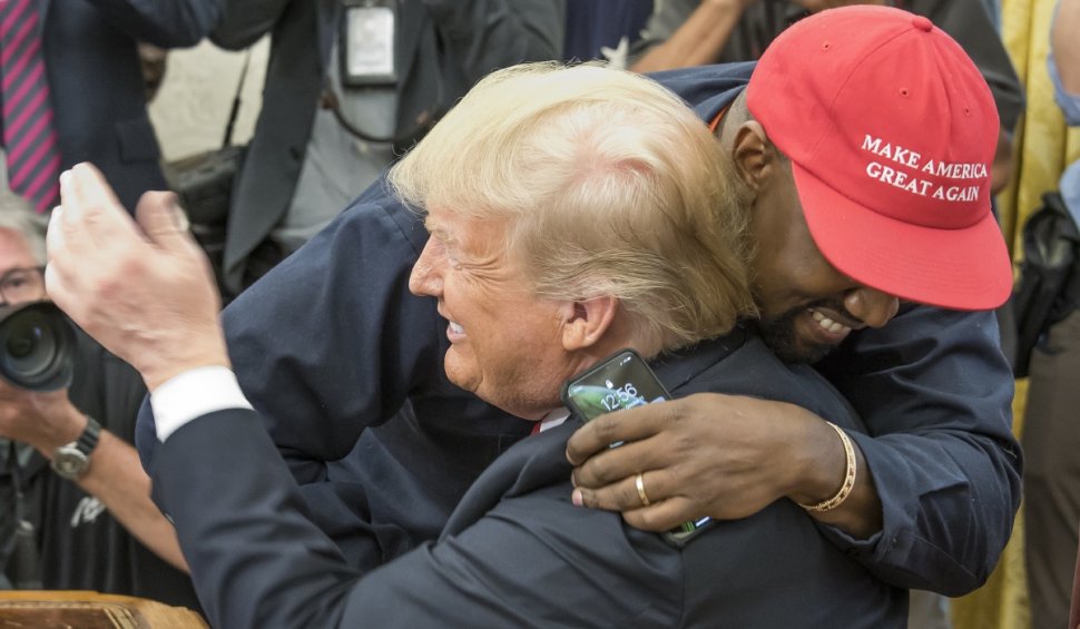 Donald Trump, după ce a luat cina cu Kanye West: "Este un om cu probleme grave, care se întâmplă să fie negru"