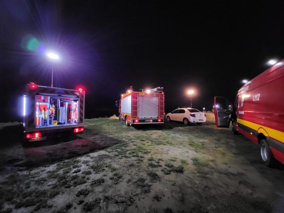 Operațiune de salvare a pompierilor ISU Alba, după ce un băiat de 15 ani a dispărut în râul Mureș 802333