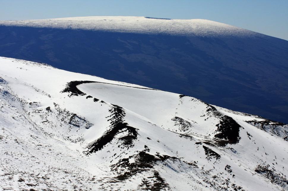 Imagini care îţi taie răsuflarea cu cel mai mare vulcan activ din lume. A erupt după 40 de ani! 802510