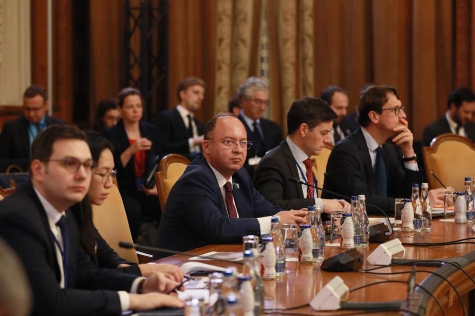 Bogdan Aurescu, la Reuniunea G7+, pe tema infrastructurii energetice a Ucrainei 802749