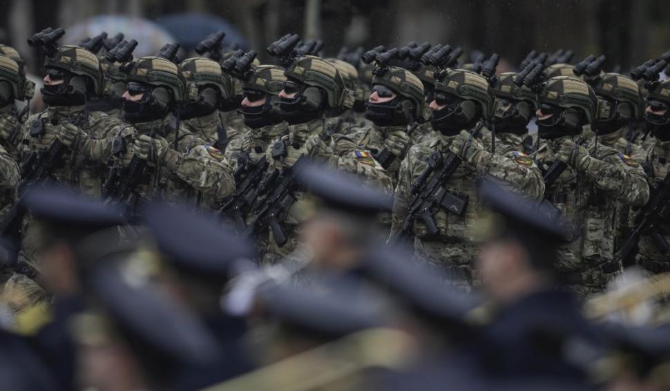 Ce nu s-a văzut la TV de la parada militară de 1 Decembrie 803070