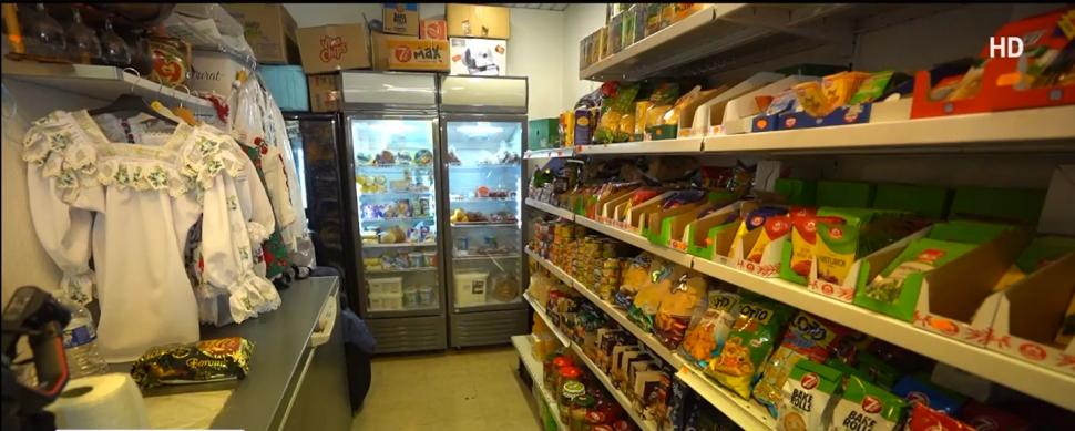 Cum arată cel mai popular magazin cu produse româneşti din centrul Parisului | Irina: "Avem de toate. Ni s-a schimbat viaţa" 803159