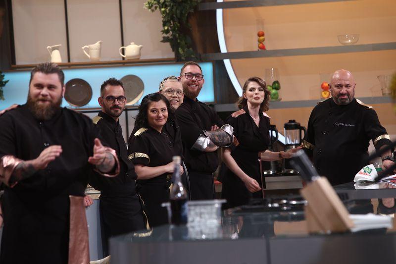 Florica Boboi a câştigat sezonul 10 Chefi la cuţite. Fanii show-ului contestă deja notele juraţilor 803165