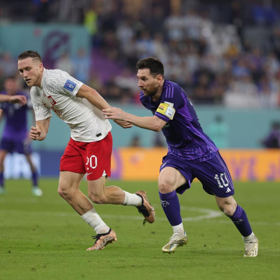 Messi sărbătorește meciul 1.000 al carierei cu gol și calificare în sferturile Cupei Mondiale 803468