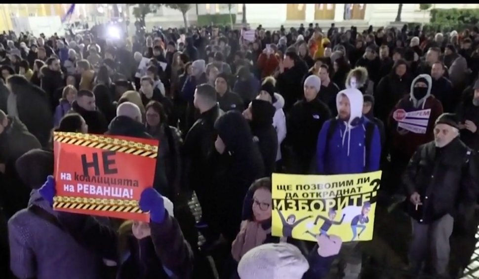 Proteste în Bulgaria. Oamenii nu mai vor să voteze pe hârtie