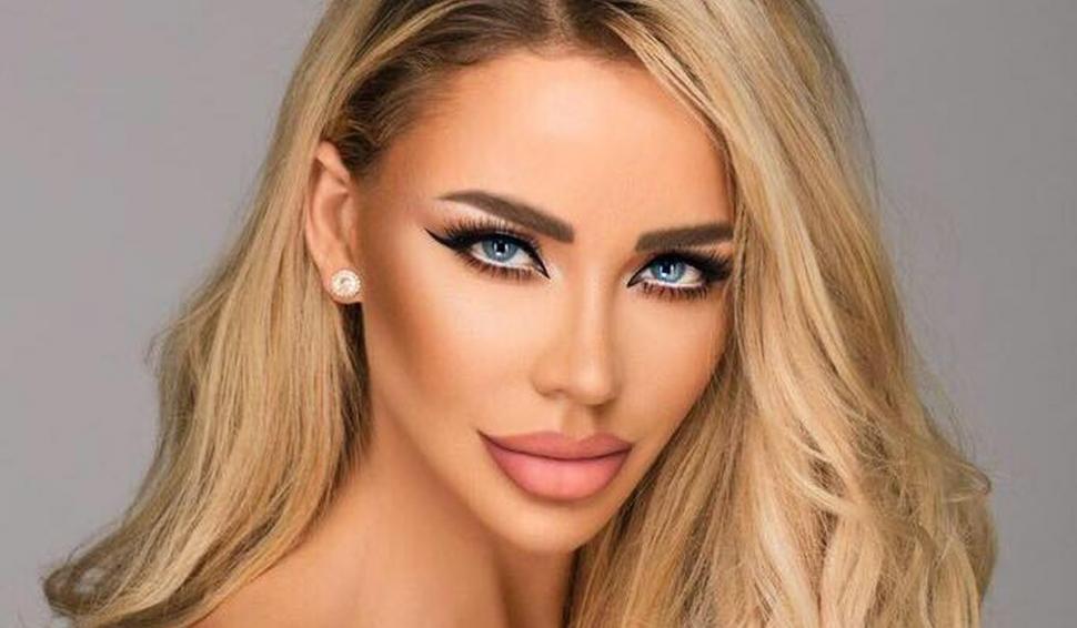 Recunoşti fetiţa cu chip angelic? Azi e vedetă TV, total transformată, una dintre cele mai dorite românce din showbiz 803581