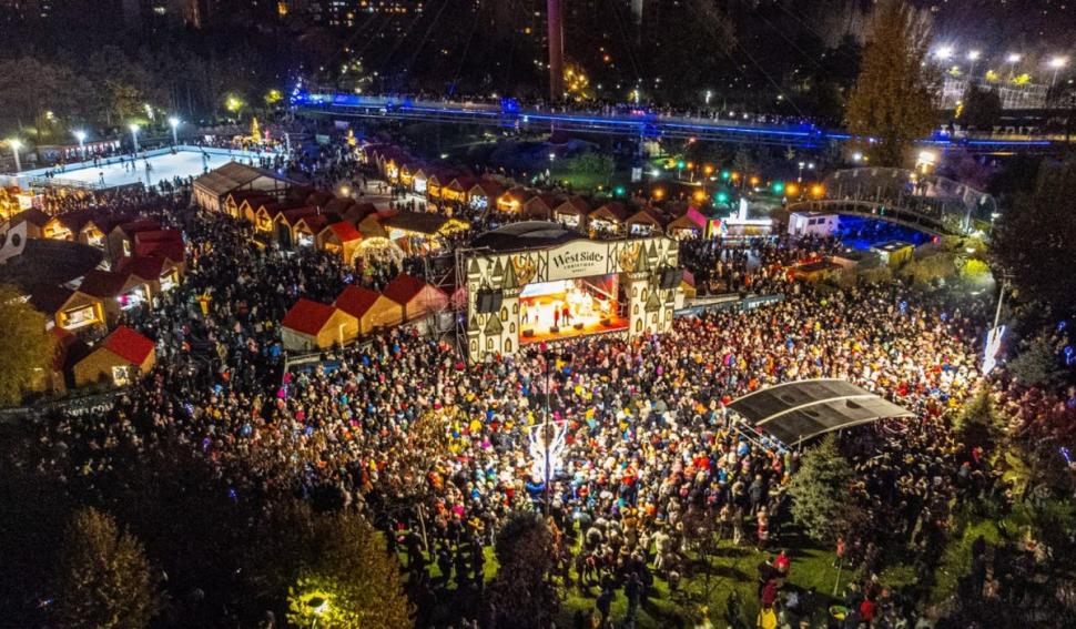 Cât costă o porție de cartofi și două de pomana porcului, la Târgul de Crăciun din Constituției. "Bătaie de joc" 803735