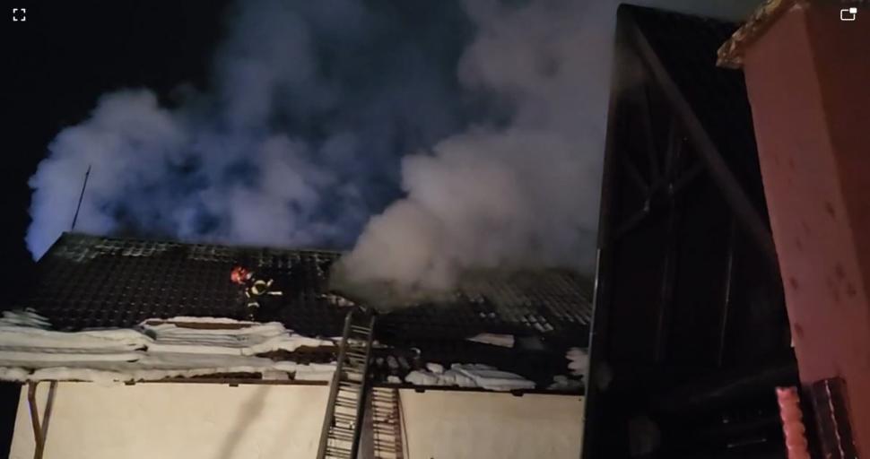 Incendiu la o pensiune din județul Suceava 803857