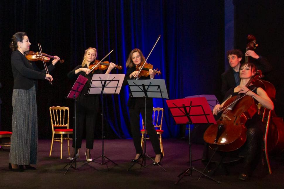 Ministrul Culturii, la Ambasada României din Paris: ”Peste 300 de diplomați au participat cu bucurie la evenimentul nostru special” 803851