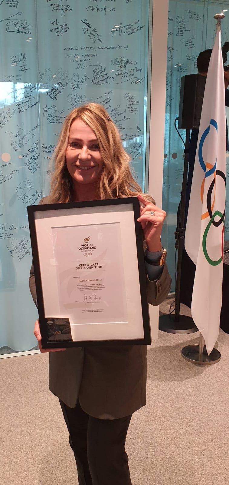 Nadia Comăneci și Mihai Covaliu au semnat pe peretele olimpicilor la Lausanne 803838