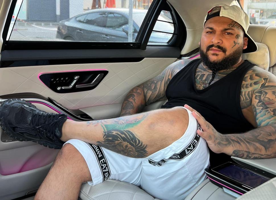 Dani Mocanu s-a filmat când îşi distruge, live, bolidul de 200.000 de euro 803887