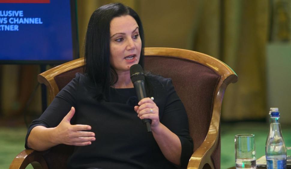 Conferinţa Naţională "Mai puțini birocrați, mai puține hârtii, maximă eficiență" | România Inteligentă 804490