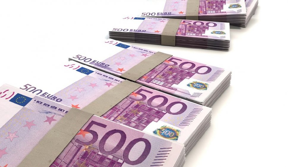 Curs valutar BNR, 15 decembrie 2022 | Leul creşte comparativ cu euro şi dolarul