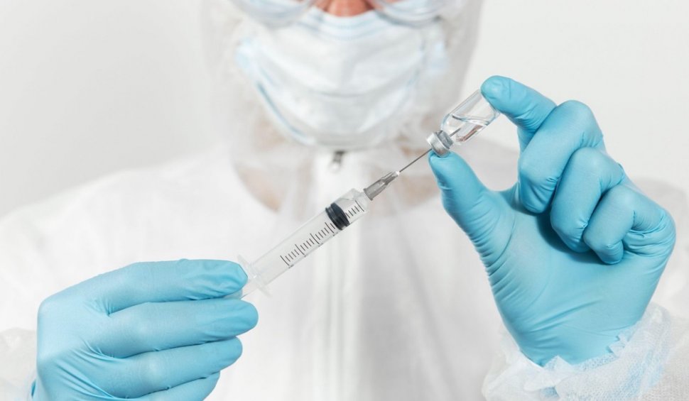 Lista centrelor de vaccinare în care se administrează noul vaccin COVID-19 eficient și pentru subvariantele Omicron