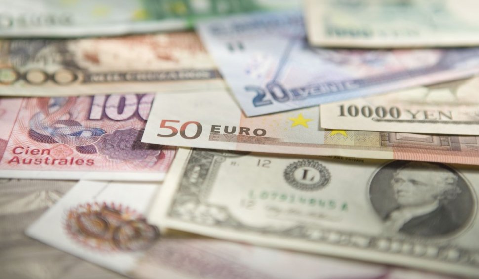 Curs valutar BNR, 16 decembrie 2022 | Leul se apreciază în raport cu euro şi dolarul	