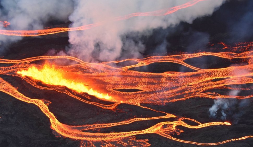 Noi dezvăluiri despre “Planeta infernului”. Are un ocean uriaș de lavă, iar un an durează 18 ore