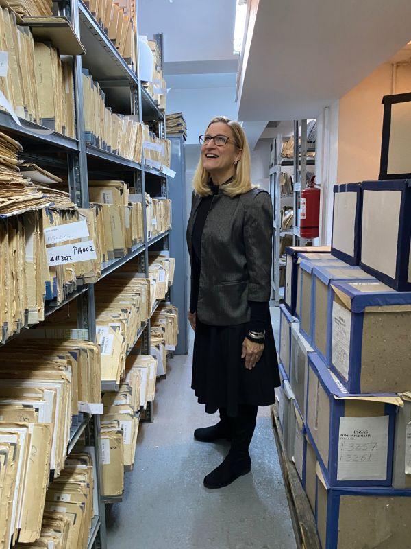 Ruta Sepetys: "Cititori din peste 25 de ţări sunt inspiraţi de rezistenţa şi de curajul vostru" 806061