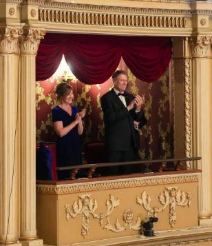 Surpriză la Opera Română: Carmen şi Klaus Iohannis au venit la "Traviata". Ce ţinute au purtat  806213