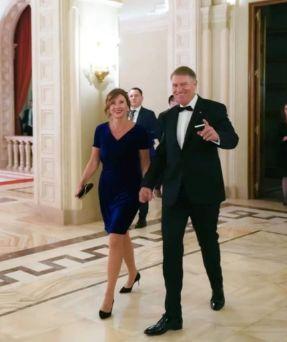 Surpriză la Opera Română: Carmen şi Klaus Iohannis au venit la "Traviata". Ce ţinute au purtat  806214