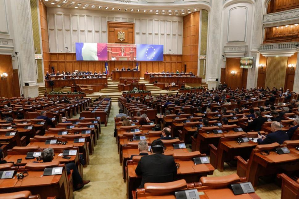 Roberta Metsola, șefa Parlamentului European, mesaj despre Schengen la București: "Nu renunțați!" 806413