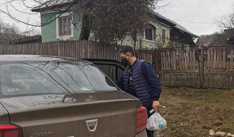 Tanti Maria trăieşte cu o pensie de 95 de lei pe lună. "Nu are pe nimeni. Uneori mănâncă mămăligă cu urzici, fructe" 806372