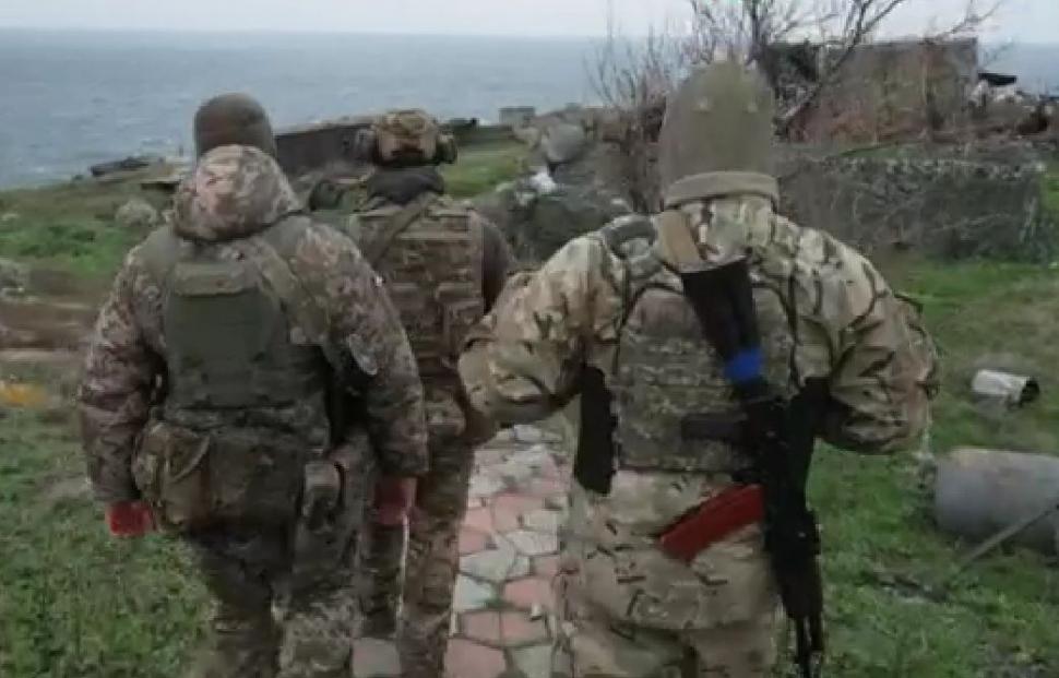 Ce a găsit o echipă CNN pe Insula Șerpilor | Jurnaliștii au eșuat pe un banc de nisip și au fost salvați pe întuneric 806631