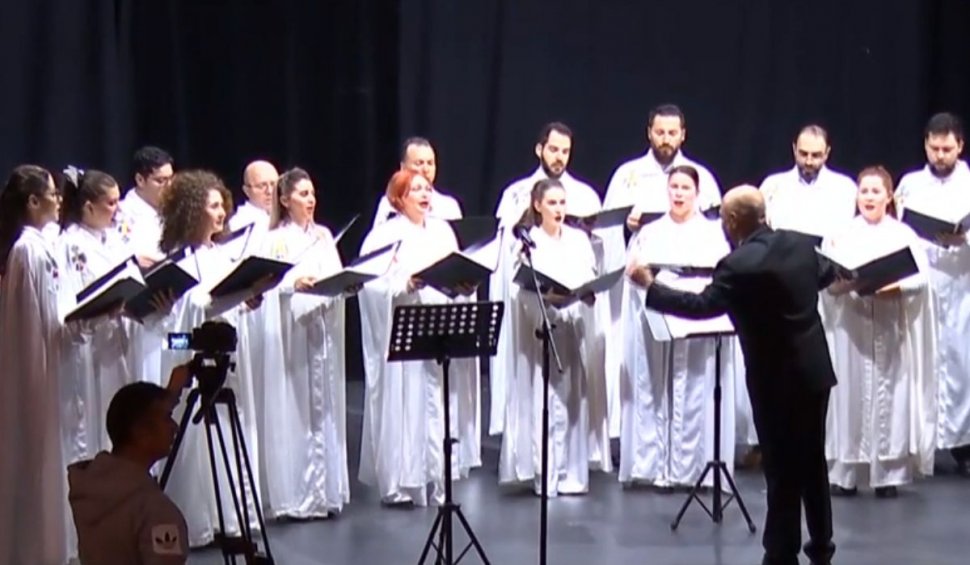 Corul Academic Divina Armonie, concert spectaculos de Crăciun