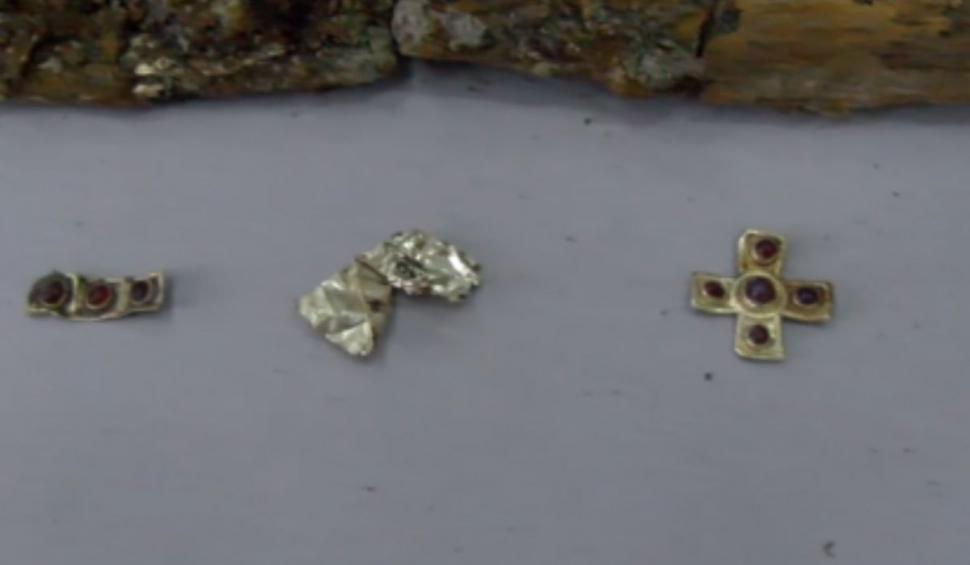 Războinic îngropat cu tot cu cal, descoperit pe şantierul Autostrăzii A7 Ploieşti-Buzău 806578