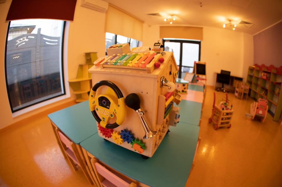 Prima creșă ”verde” a fost inaugurată la Fălticeni. Construcția a fost terminată în mai puțin de patru luni 806824