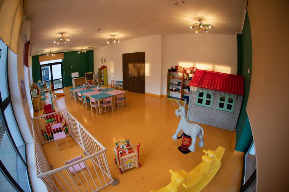 Prima creșă ”verde” a fost inaugurată la Fălticeni. Construcția a fost terminată în mai puțin de patru luni 806831