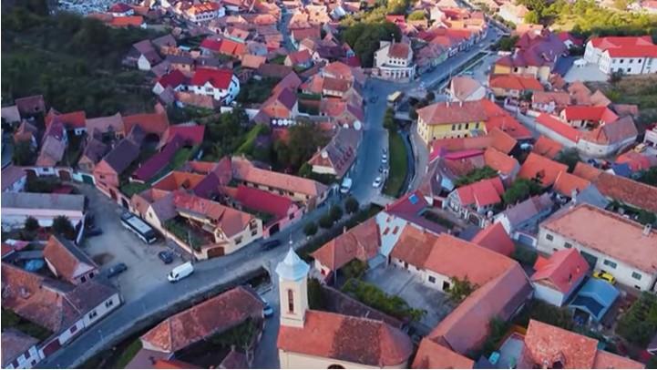 Un sat din România a fost desemnat unul dintre cele mai atractive locuri turistice din întreaga lume 807129